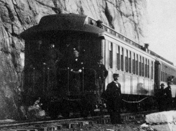 Pullman Palace sleeping car Hortense or Kenosha on the Palisades ca 1885