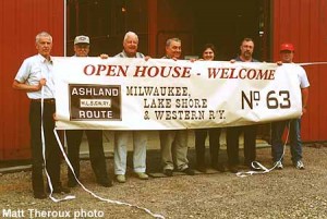 5-20-01, Lake Shore #63 open house crew; Matt Theroux photo